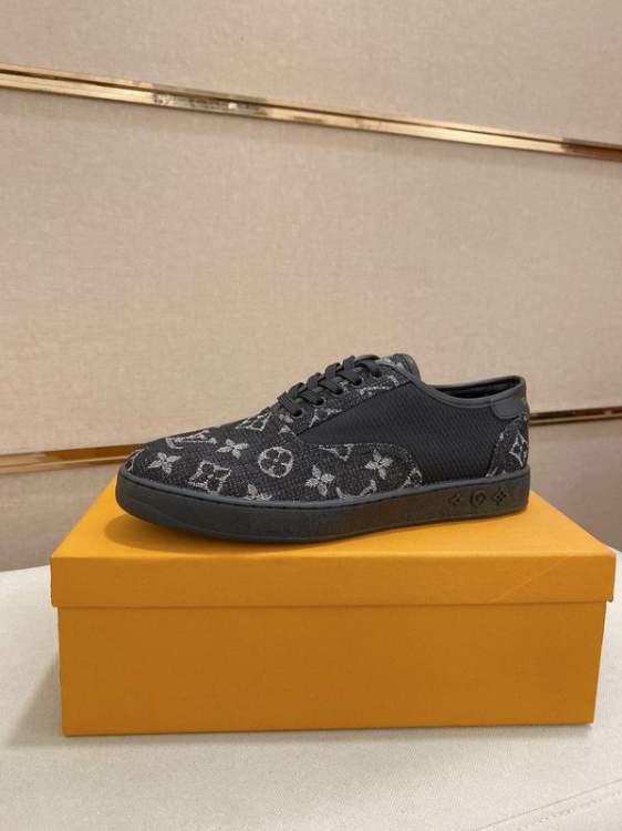 Picture of Louis Vuitton Shoes _SKULVsz38-45hnh041115570